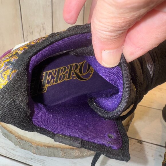 Nike Lebron XVII 17 Mens 7.5 "Lake Show" Black / White / Eggplant [BQ3177-004] - Picture 10 of 12